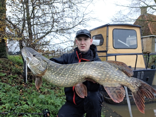 Phantom Pike 170S